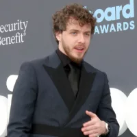 shutterstock_2212776139879873