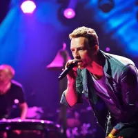 shutterstock_2009220170539760