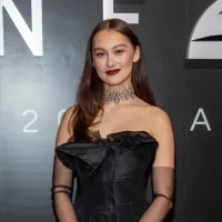 Lola Tung attends 20th Annual Unforgettable Gala presented by Lexus at The Beverly Hilton^ Beverly Hills^ CA December 17 2022