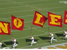 Florida State Seminoles 'NOLES' about to come on the field