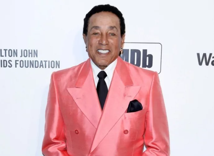 Smokey Robinson at the 28th Elton John Aids Foundation Viewing Party at the West Hollywood Park on February 9^ 2020 in West Hollywood^ CA