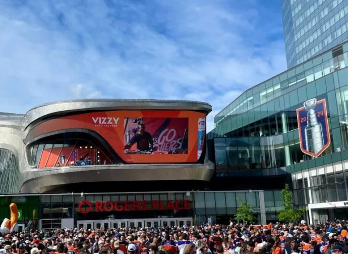 Fans Watch Stanley Cup Playoffs Edmonton^ Canada-June 15^ 2024