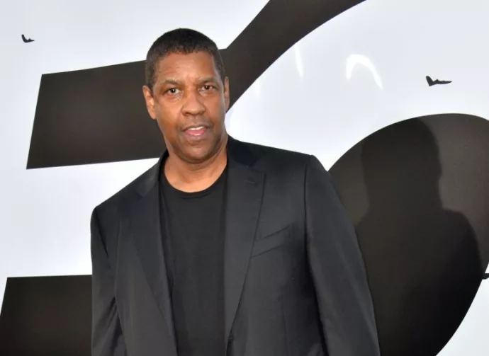 Denzel Washington at the premiere for "The Equalizer 2" at the TCL Chinese Theatre LOS ANGELES^ CA - July 17^ 2018