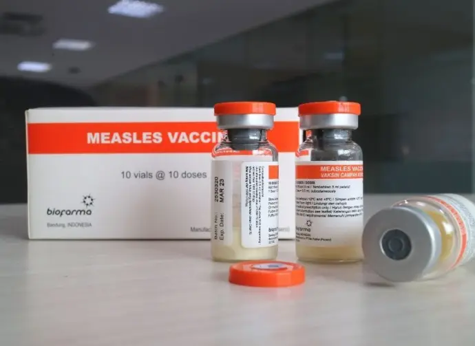 Bio Farma Indonesia produces measles vaccine protects against becoming infected with measles for children under 5 years old Bandung^ 12 April 2023.