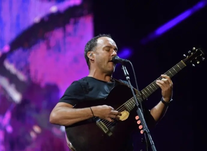 Dave Matthews Band singing at rock in rio 2019 RIO DE JANEIRO^ BRAZIL^ SEPTEMBER^ 29^ 2019