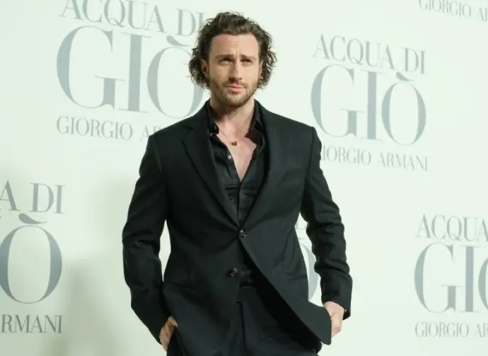 Aaron Taylor Johnson attends the Madrid photocall for "ACQUA DI GIO" By Giorgio Armani at Matadero Madrid on March 07^ 2024 in Madrid^ Spain.