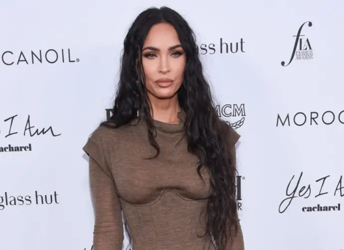 Megan Fox arrives for the Daily Front Row Awards on April 10^ 2022 in Beverly Hills^ CA