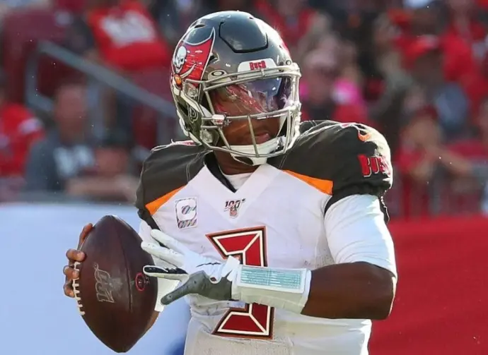 Nov 10^ 2019; Tampa^ FL USA; Tampa Bay Buccaneers quarterback Jameis Winston (3) scrambles for yardage during an NFL game.