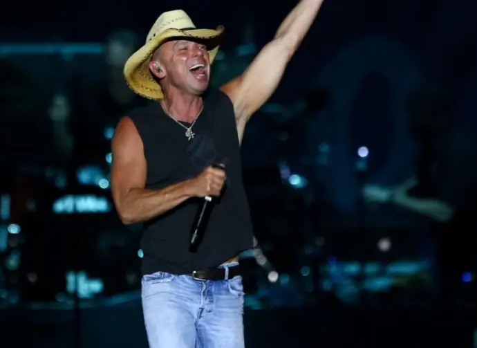 Kenny Chesney performs onstage at the Runaway Country Music Fest at Osceola Heritage Park on March 19^ 2016 in Kissimmee^ Florida.
