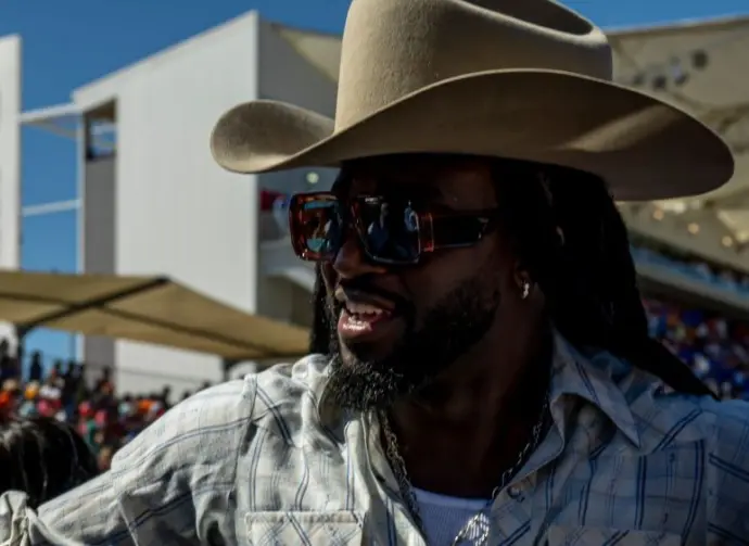 Shaboozey^ singer/ songwriter. at the F1 United States Grand Prix 2025. AUSTIN^ TEXAS^ UNITED STATES - October 19^ 2025