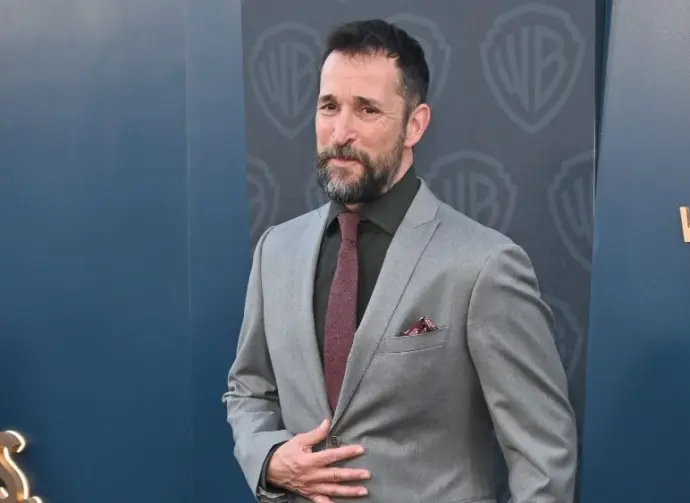 Noah Wyle attends the Warner Brothers Nominees Party Los Angeles^ CA USA. 13th Sep 2025