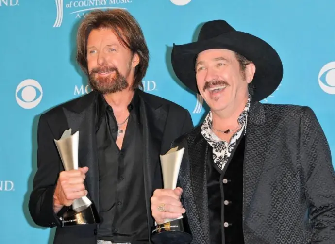 Brooks and Dunn at the 45th Academy of Country Music Awards Press Room^ MGM Grand Garden Arena^ Las Vegas^ NV. 04-18-10