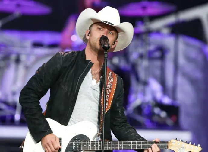 Justin Moore performs onstage at the 2015 FarmBorough Festival - Day 2 at Randall's Island on June 27^ 2015 in New York City