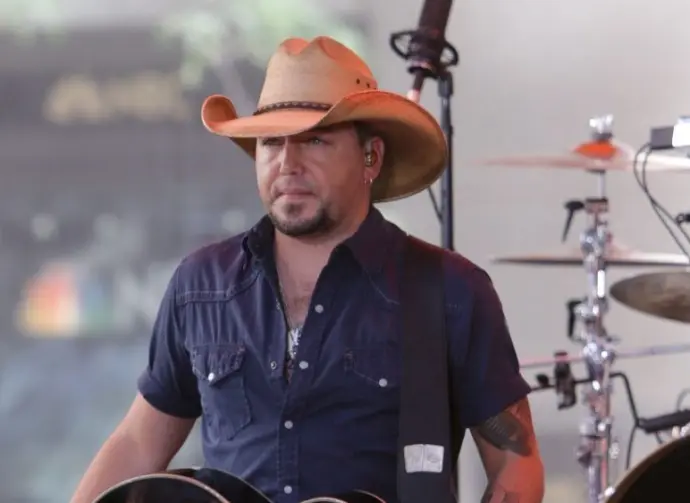 Jason Aldean performs onstage at NBC's 'Today Show' at Rockefeller Plaza July 31^ 2015 in New York City.