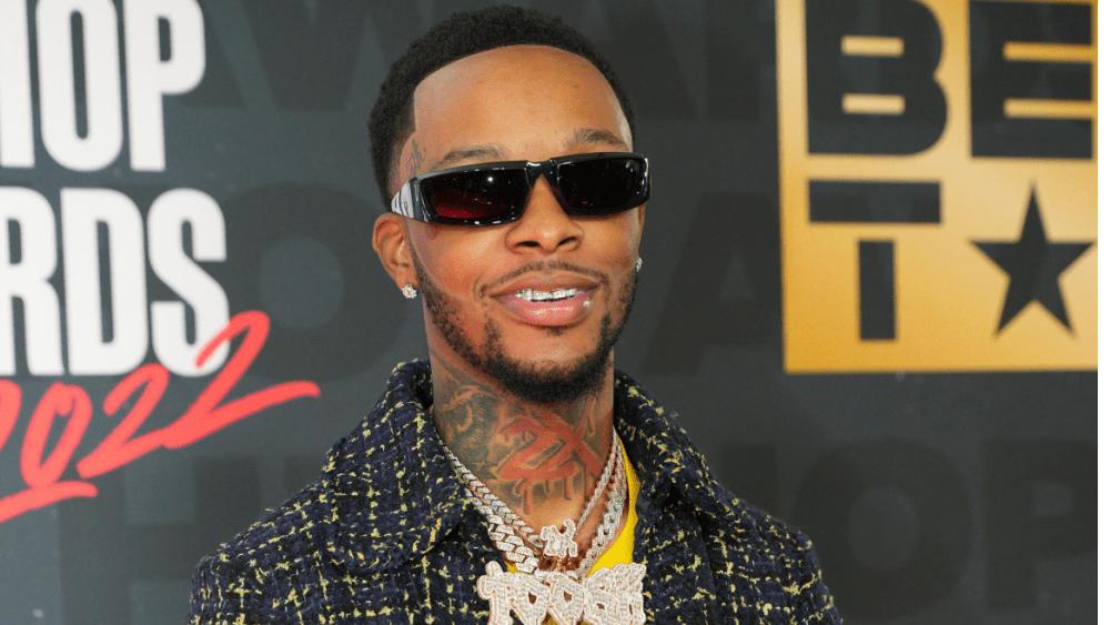 shutterstock_2208879053-1637769