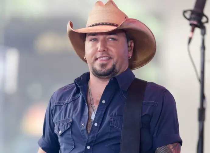 Jason Aldean performs onstage at NBC's 'Today Show' at Rockefeller Plaza July 31^ 2015 in New York City.