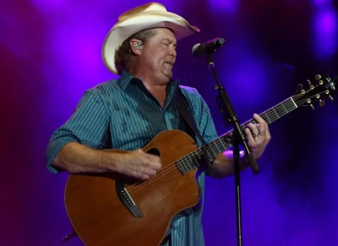 Tracy Lawrence performs at the CountryFlo Music and Camping Festival on November 4^ 2016 in Lake Wales^ Florida. LAKE WALES^ FL-NOV 4