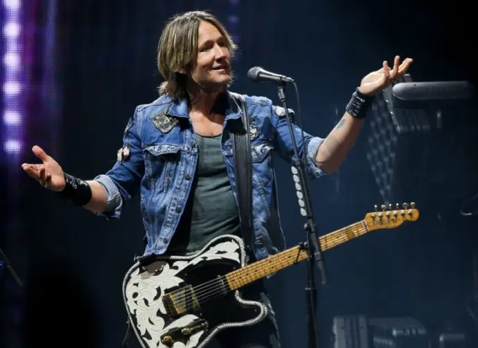 Keith Urban performs onstage at Barclays Center on October 27^ 2018 in Brooklyn^ New York. BROOKLYN^ NY - OCT 27