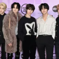 TXT – Soobin^ HueningKai^ Beomgyu^ Yeonjun and Taehyun at the 2022 American Music Awards at the Microsoft Theatre. LOS ANGELES^ CA. November 20^ 2022