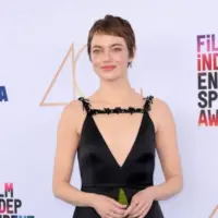 Emma Stone at the 2025 Film Independent Spirit Awards.SANTA MONICA^ USA. February 22^ 2025
