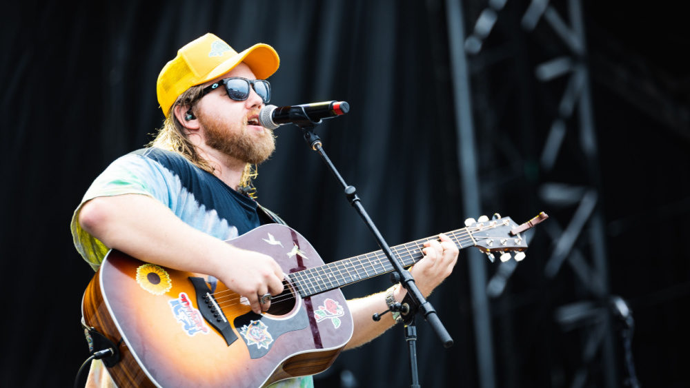 shutterstock_2040341351432507