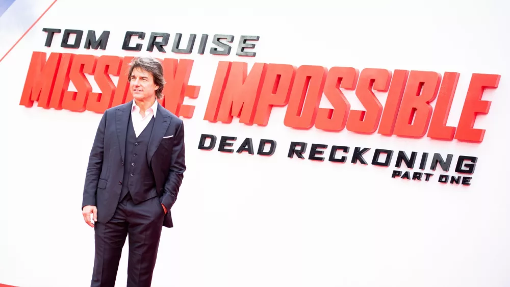 shutterstock_2321740071235421