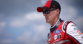 2021-aug31-kevin-harvick-main-image-320x170-1