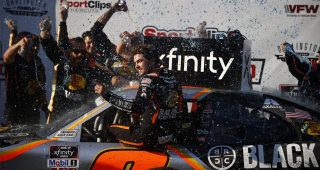 gragson-victory-lane-320x170-1