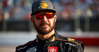 2021sept6-martin-truex-mrn-320x170-1
