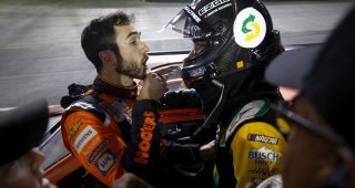 2021-nov24-harvicklarson-main-320x170-1