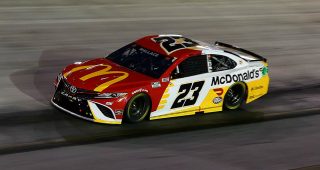2021-dec7-bubba-wallace-main-image-320x170-1