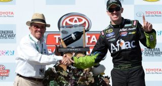 carl-edwards-jack-roush-main-320x170-1