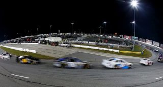 new-smyrna-speedway-320x170-1