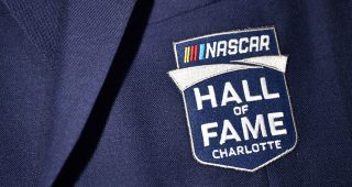 2022-jan21-halljacket-main-320x170-1