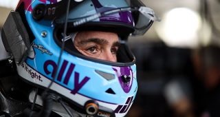 2022-feb01-jimmie-johnson-main-image-320x170-1
