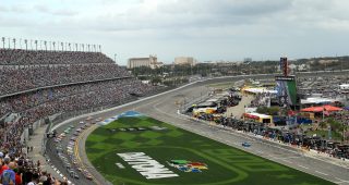 gettyimages-1302146618-scaled-1-320x170-1