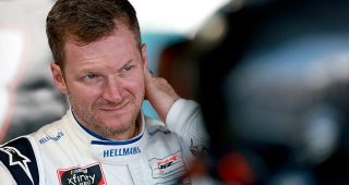 2022-jan19-dale-earnhardt-jr-main-image-320x170-1-2