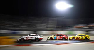 2022-april9-joey-logano-2-main-image-320x170-1