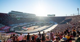 clash-la-coliseum-main-photo-320x170-1