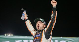 berry-hickorywin-320x170-1