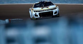 2022aug21-elliott-hero-320x170-1