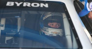 2022-aug23-kyle-larson-main-image-320x170-1