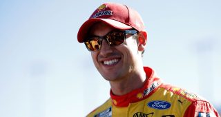 2023-feb3-joey-logano-main-image-320x170-1
