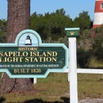 Sapelo Island Light (1820)^ Sapelo Island^ Georgia^ USA