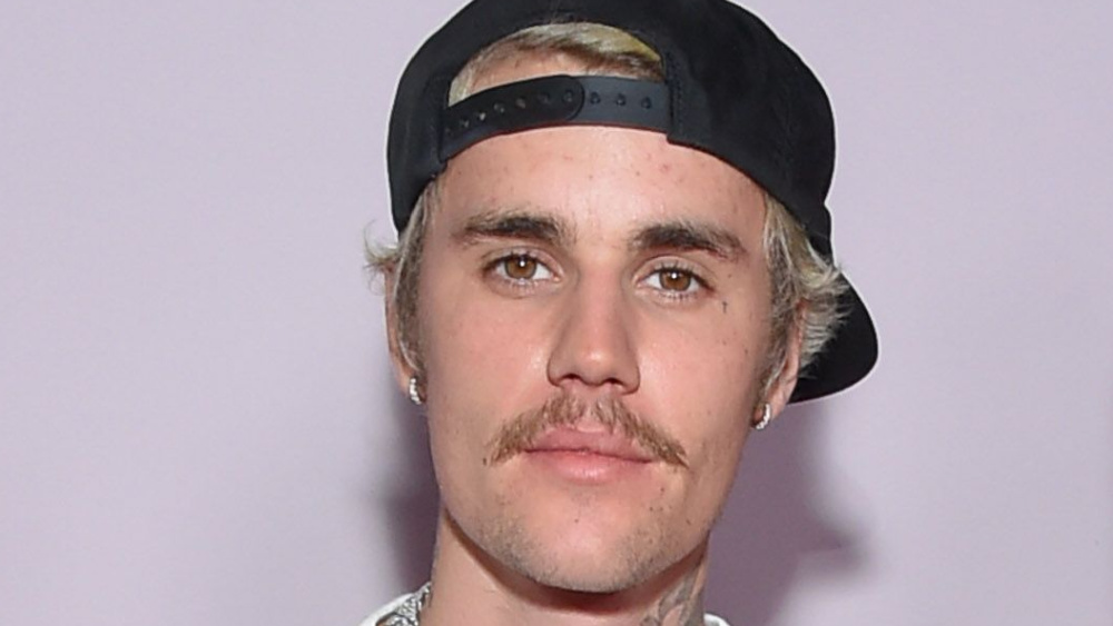 Justin Bieber Close To Signing $200 Million Deal To Sell His Music ...