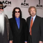 shutterstock_91168964826917