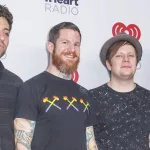 shutterstock_320229629663415