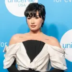 Demi Lovato wearing dress by Hellessy attends the 2022 UNICEF Gala at The Glasshouse in New York on November 29^ 2022