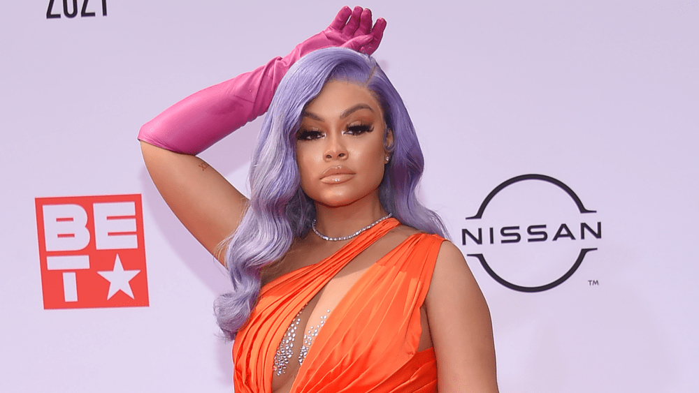 shutterstock_2000120483171211