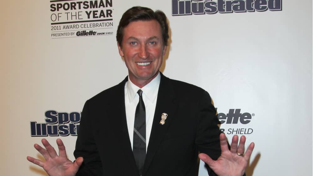Wayne Gretzky joins TNT as NHL analyst after leaving Edmonton Oilers